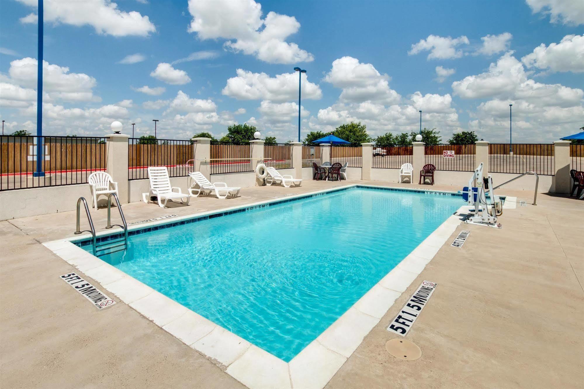 Motel 6-Cleburne, Tx Экстерьер фото